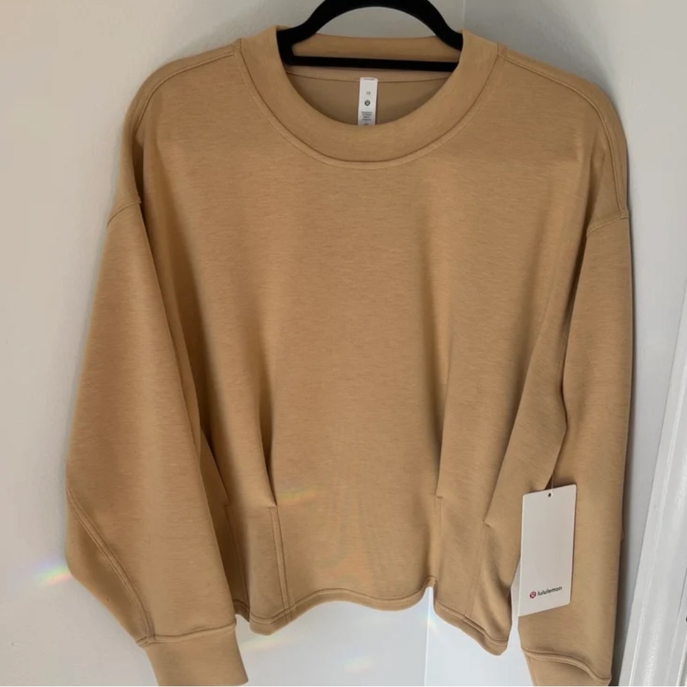 Lululemon Gathered Waist Crew Pullover 10 NWT